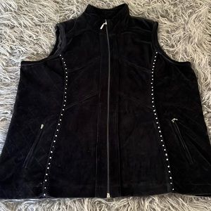 Black velour quilted vest L sequin detail pockets fully lined Quaker Factory